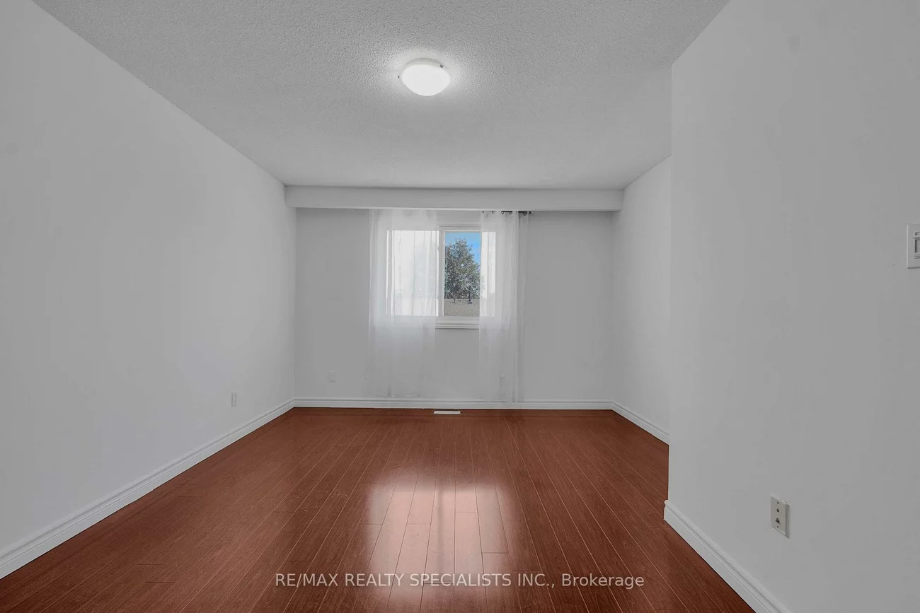 3525, Brandon Gate, Malton, Mississauga