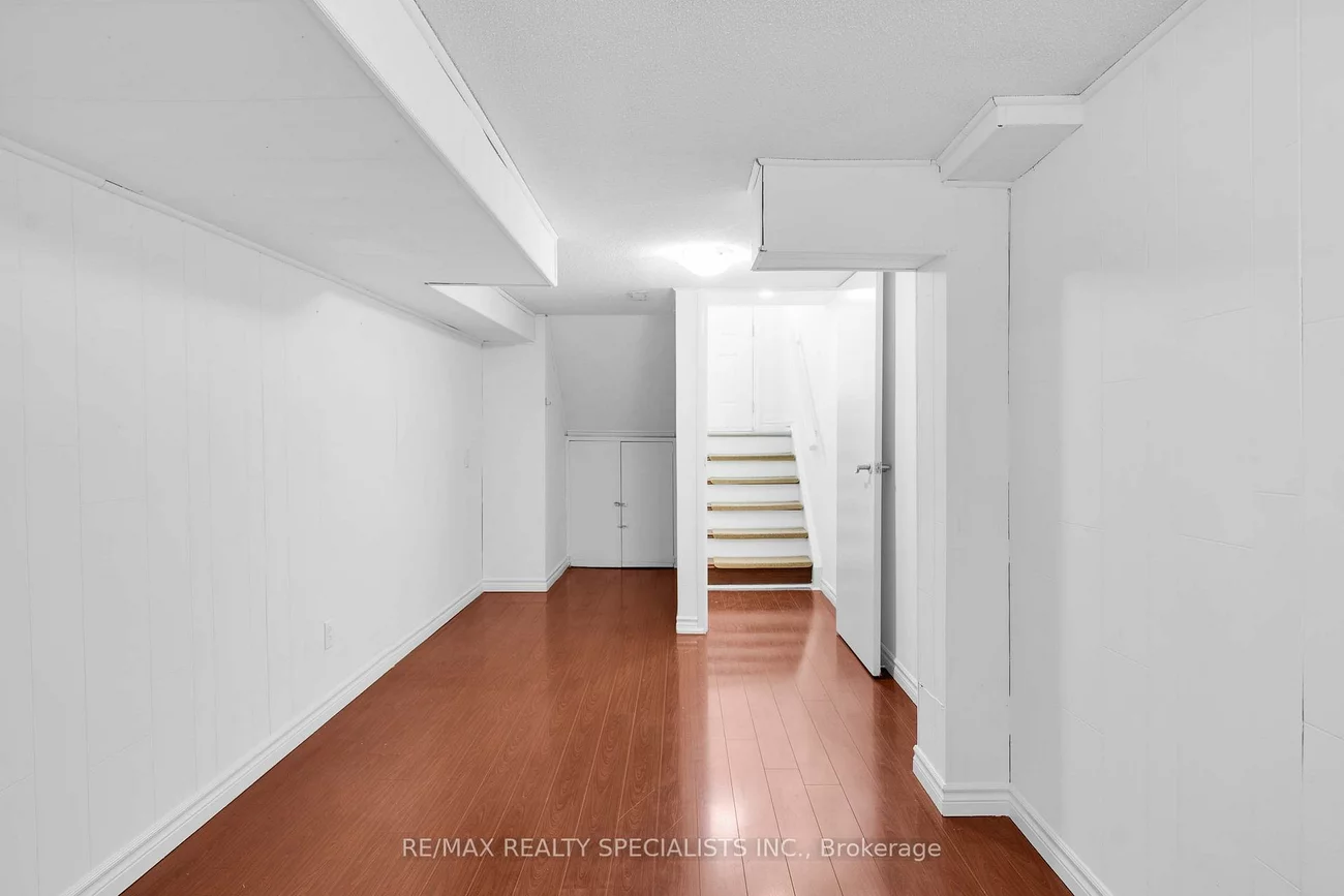 3525, Brandon Gate, Malton, Mississauga