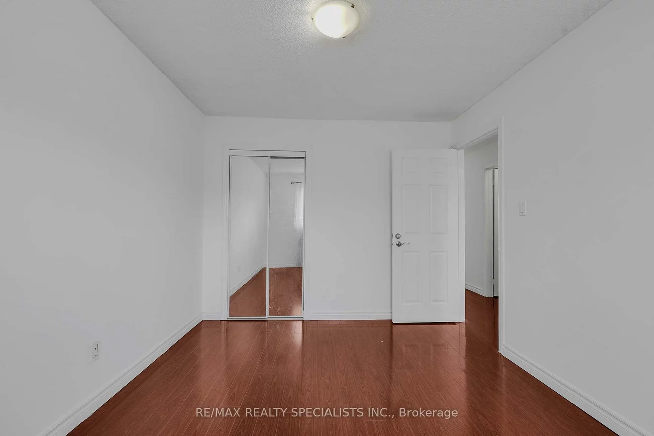 3525, Brandon Gate, Malton, Mississauga
