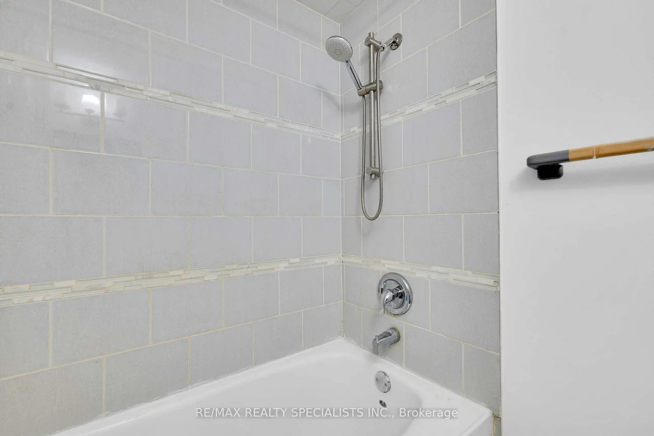 3525, Brandon Gate, Malton, Mississauga