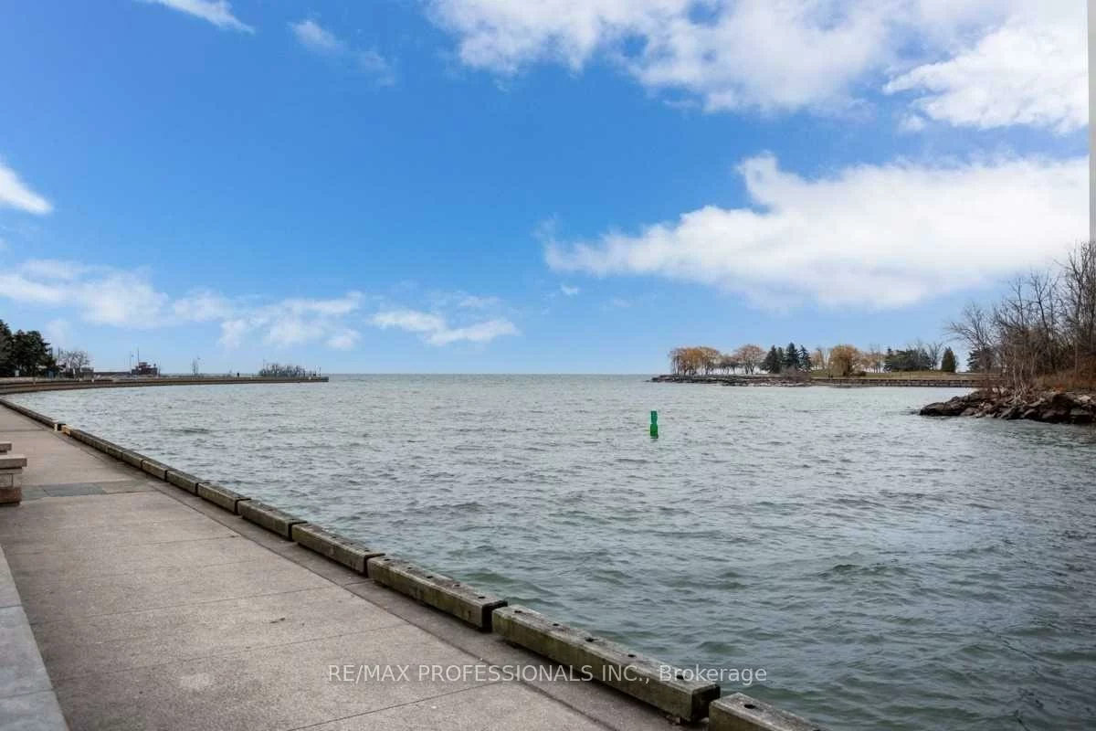 21, Park, Port Credit, Mississauga