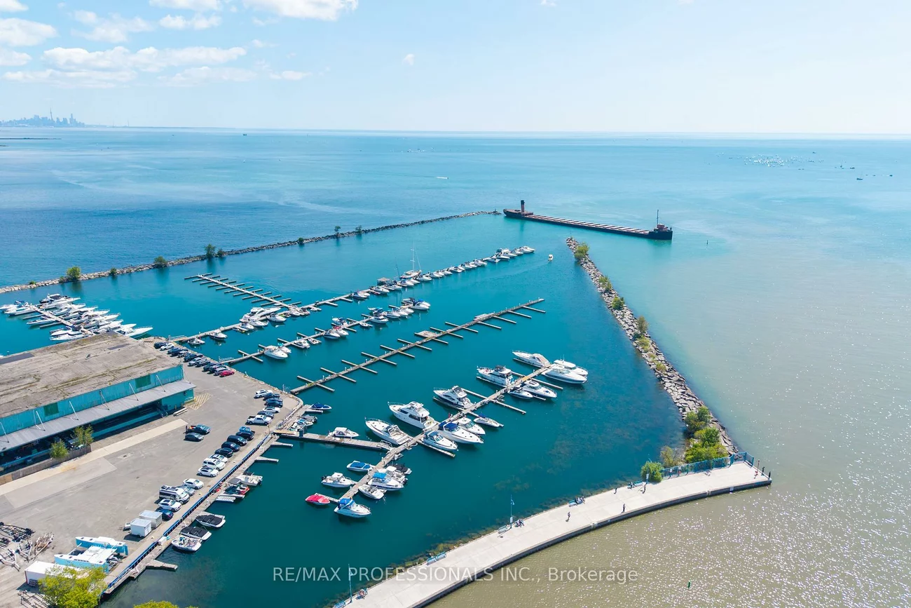 21, Park, Port Credit, Mississauga