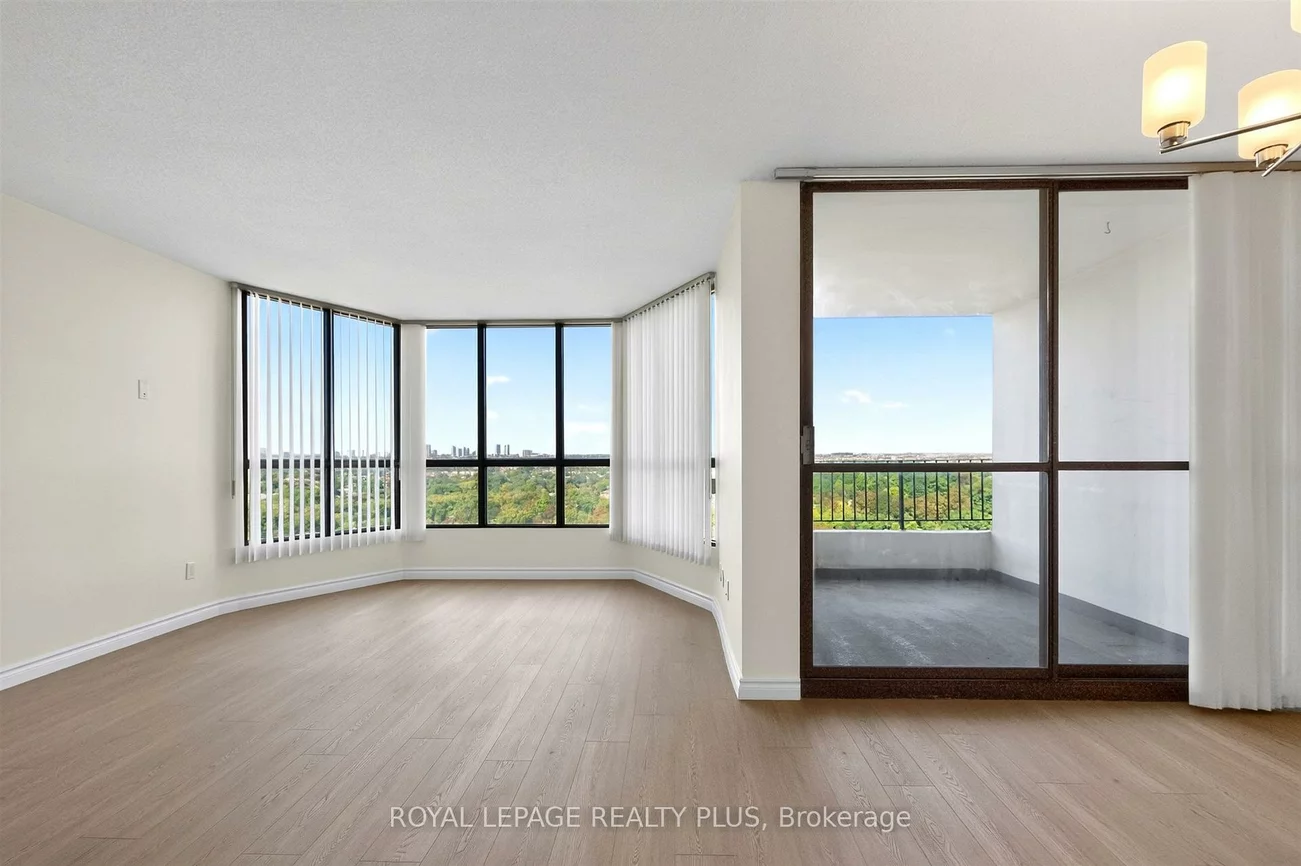 1333, Bloor, Applewood, Mississauga