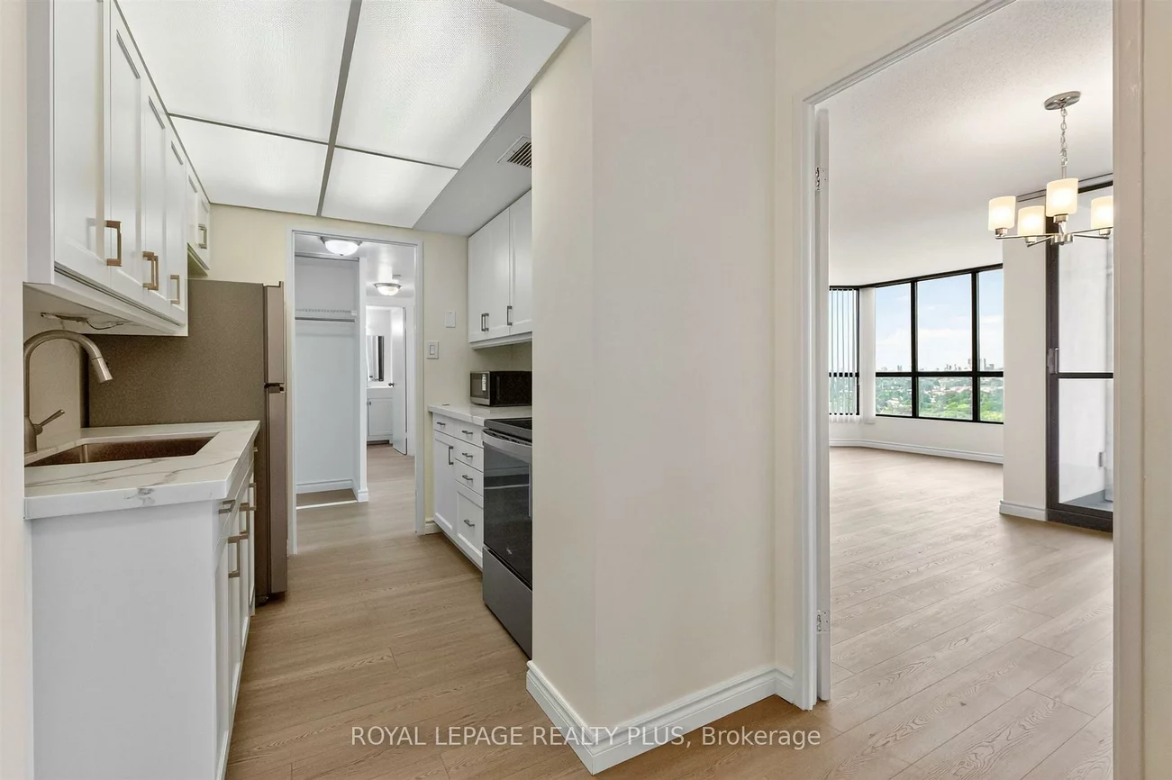 1333, Bloor, Applewood, Mississauga