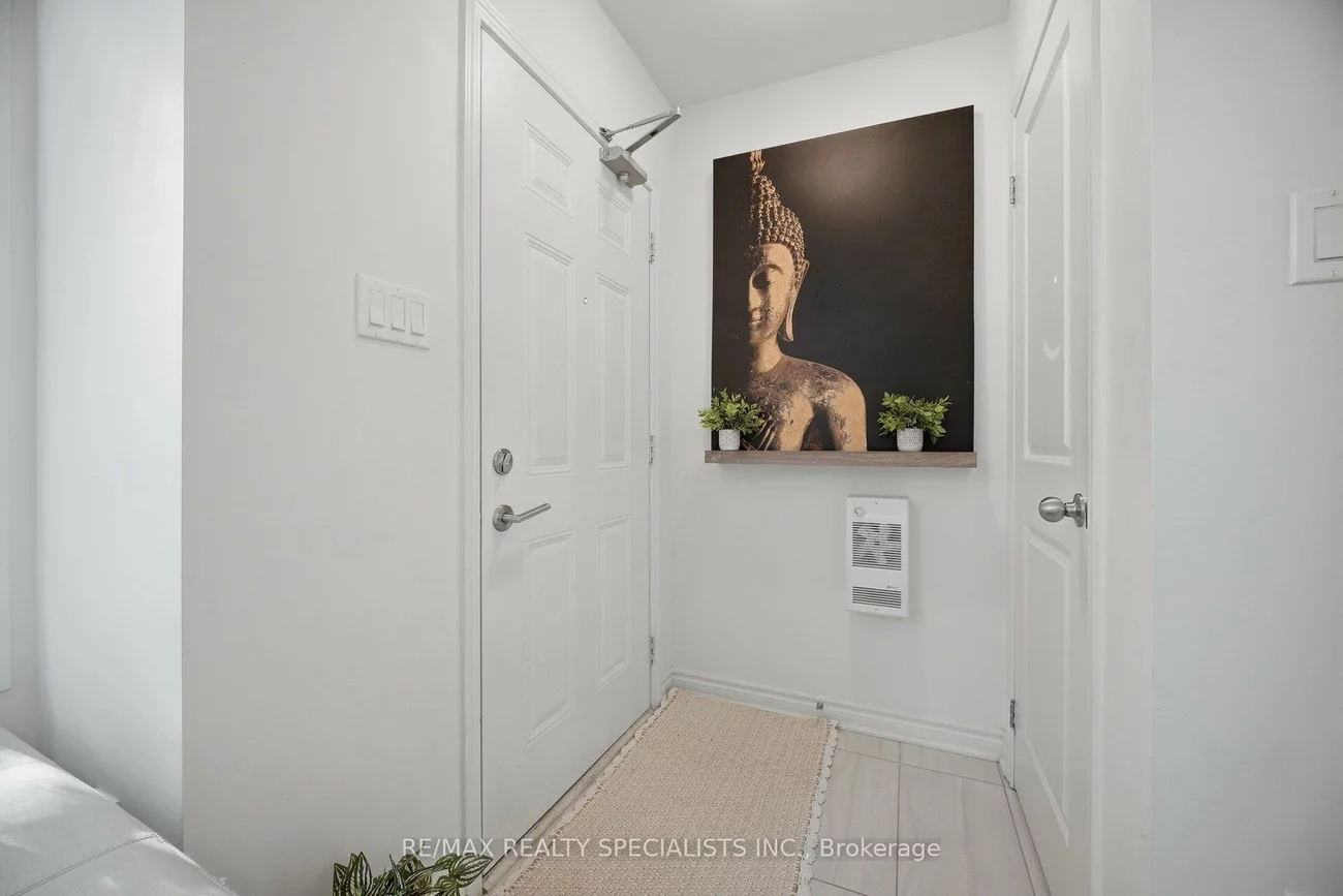 2232, Bromsgrove, Clarkson, Mississauga