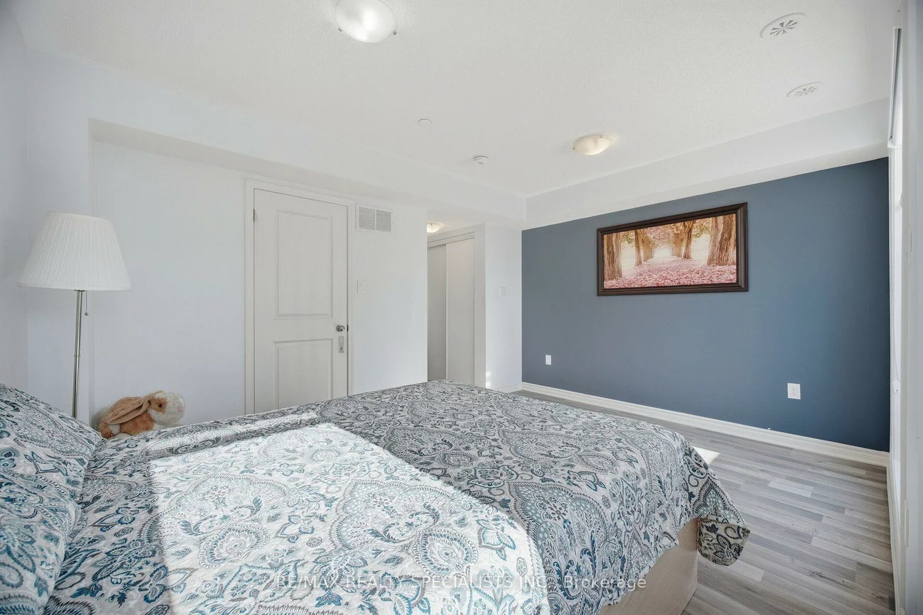 2232, Bromsgrove, Clarkson, Mississauga