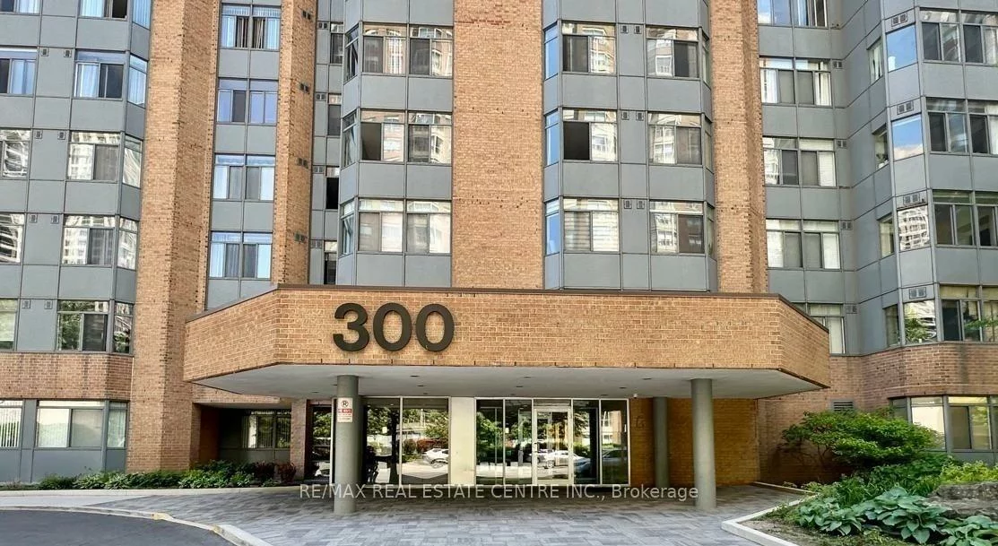 300, Webb, City Centre, Mississauga