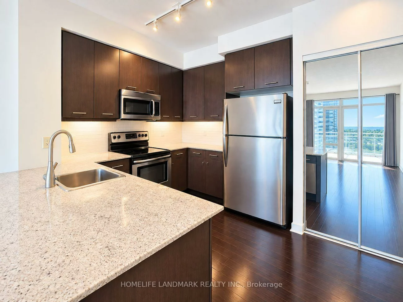 360, Square One, City Centre, Mississauga