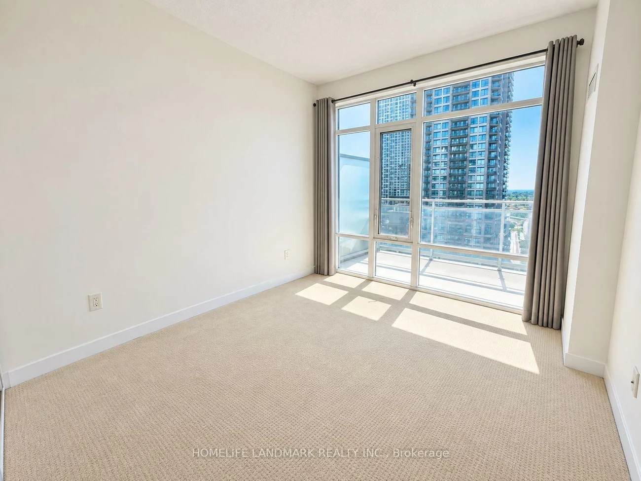 360, Square One, City Centre, Mississauga