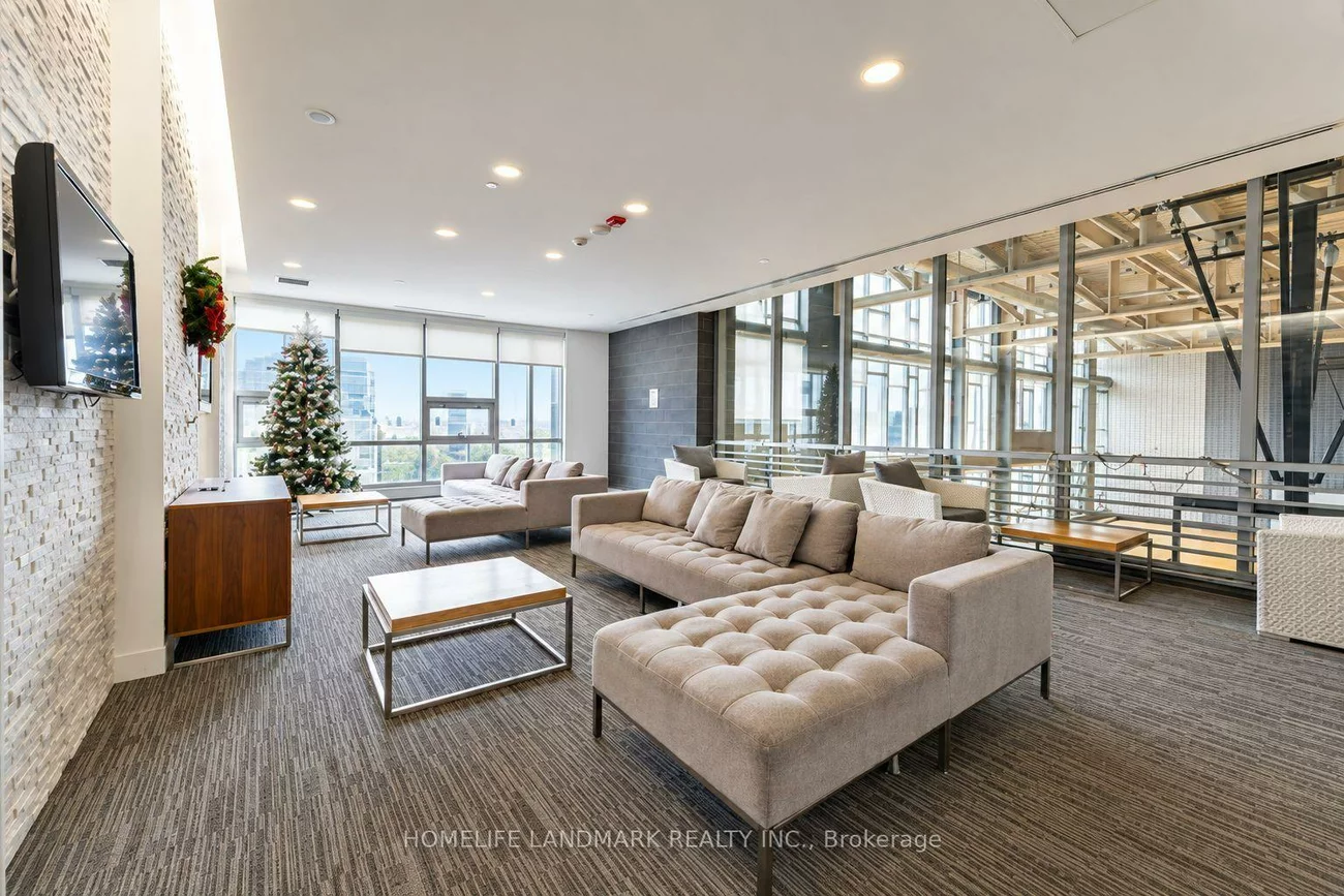 360, Square One, City Centre, Mississauga