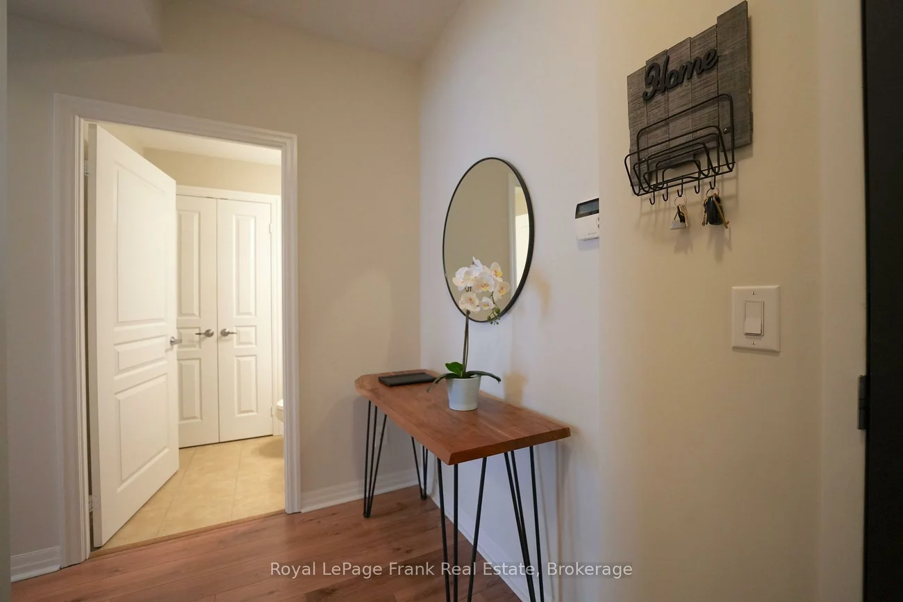 225, Webb, City Centre, Mississauga