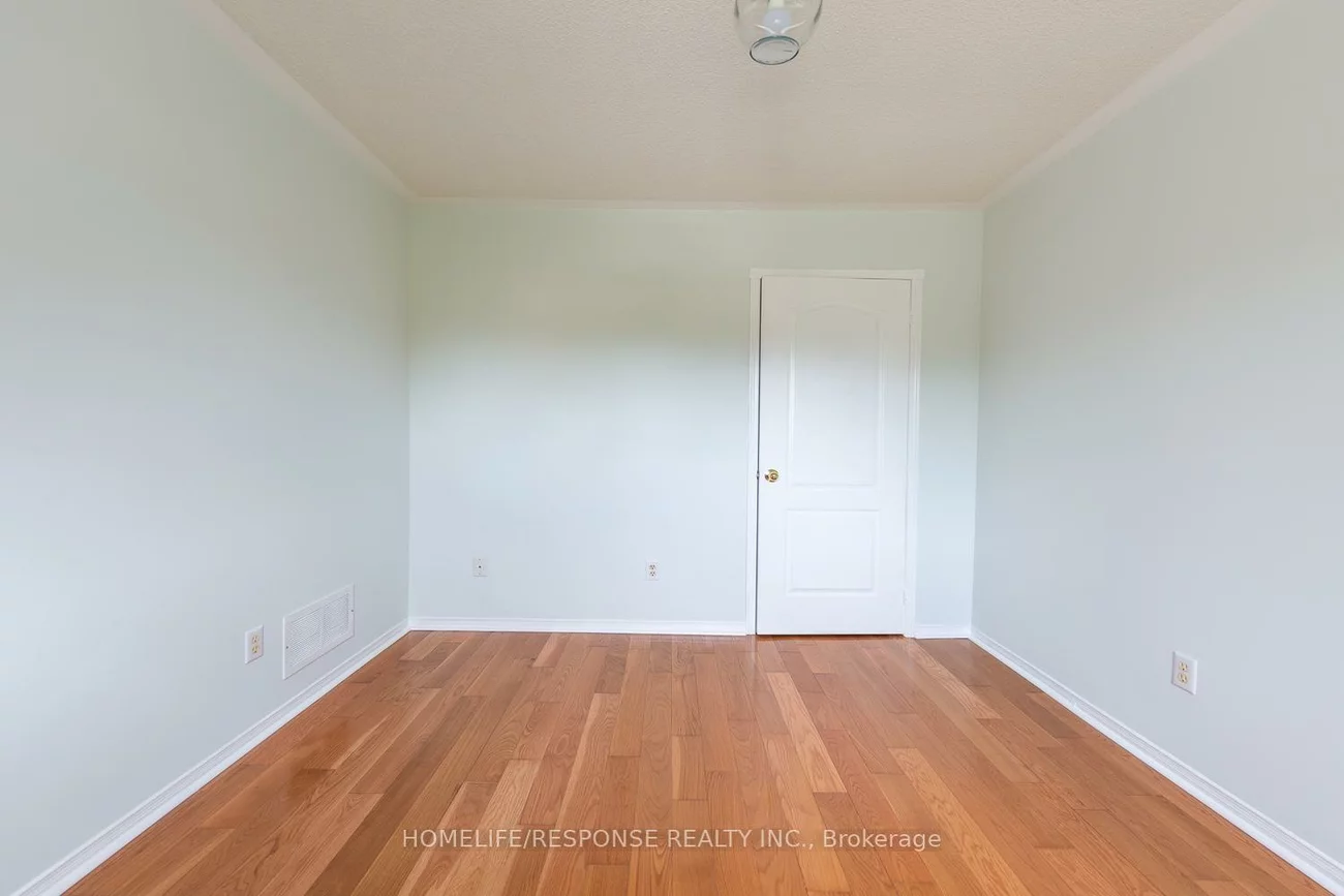 450, BRISTOL, Hurontario, Mississauga