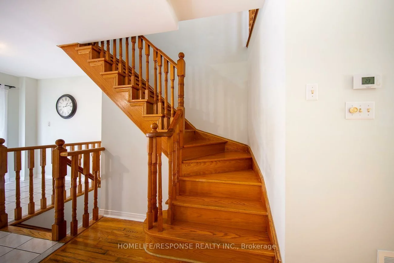 450, BRISTOL, Hurontario, Mississauga