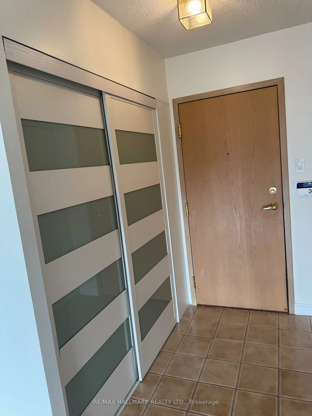 55, Elm, City Centre, Mississauga