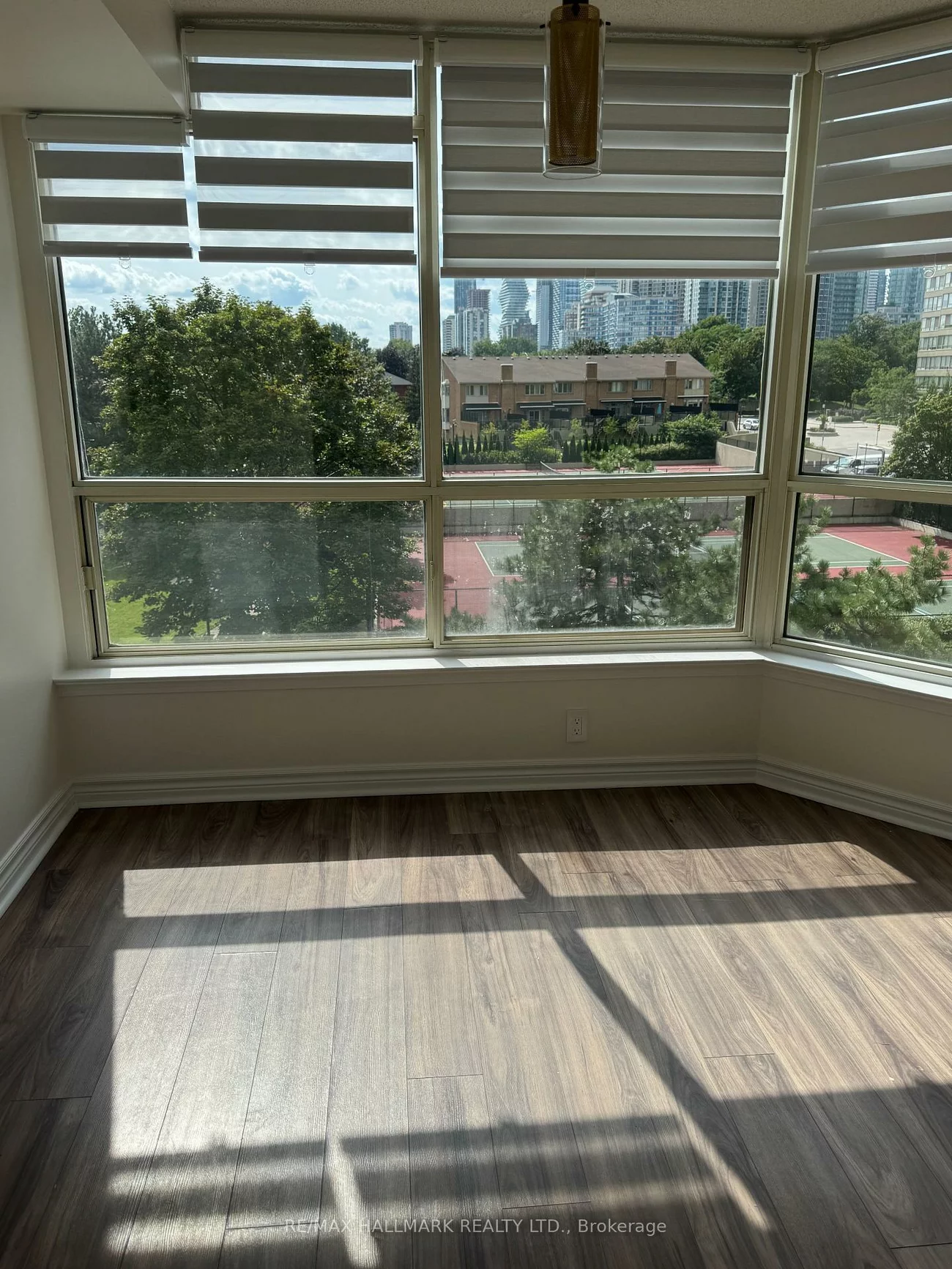 55, Elm, City Centre, Mississauga
