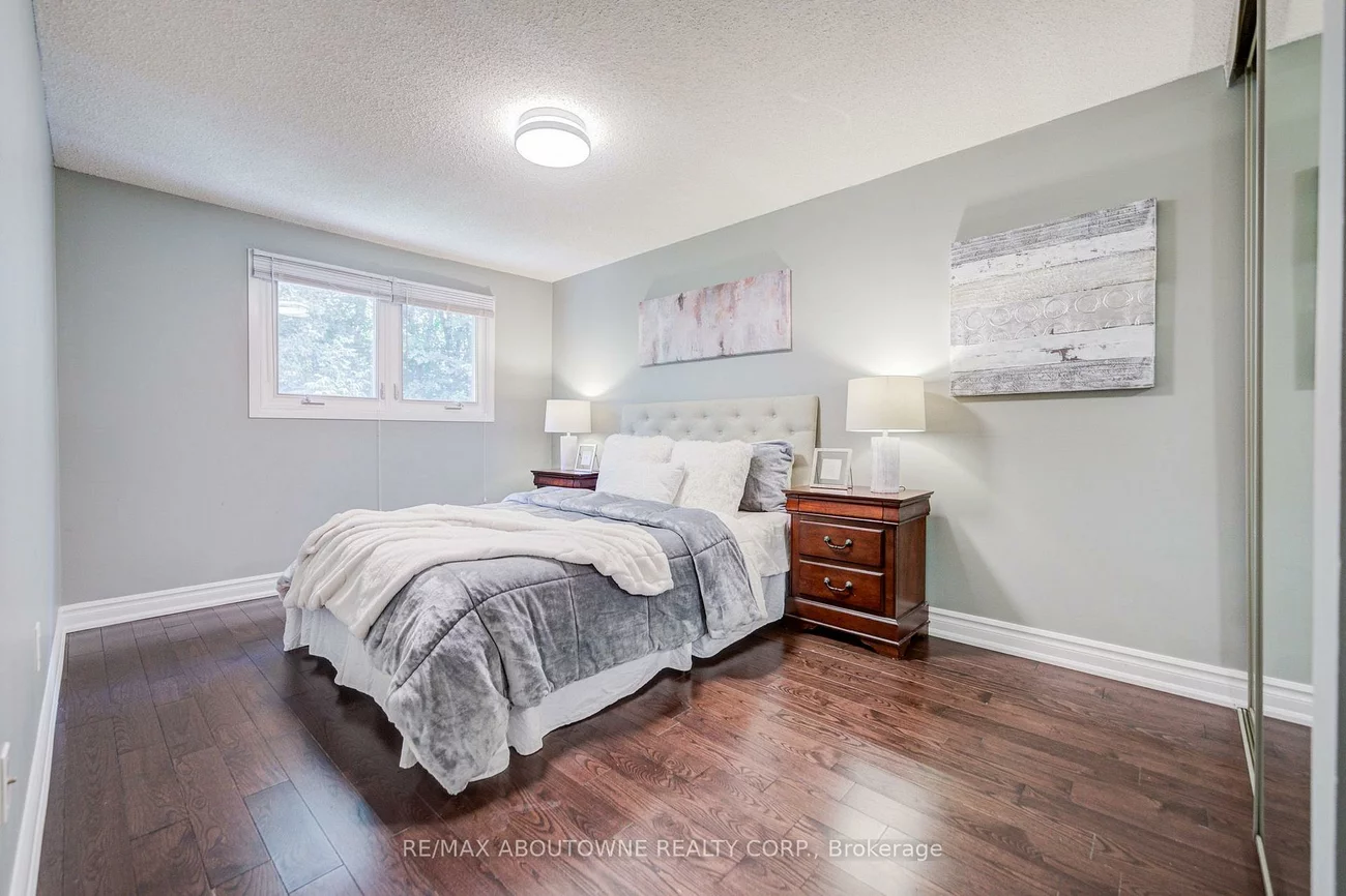 2766, Folkway, Erin Mills, Mississauga