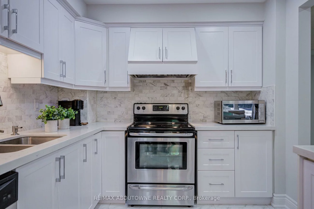 2766, Folkway, Erin Mills, Mississauga