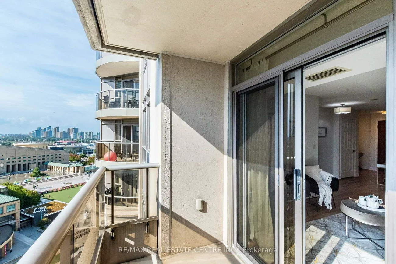 310, Burnhamthorpe, City Centre, Mississauga