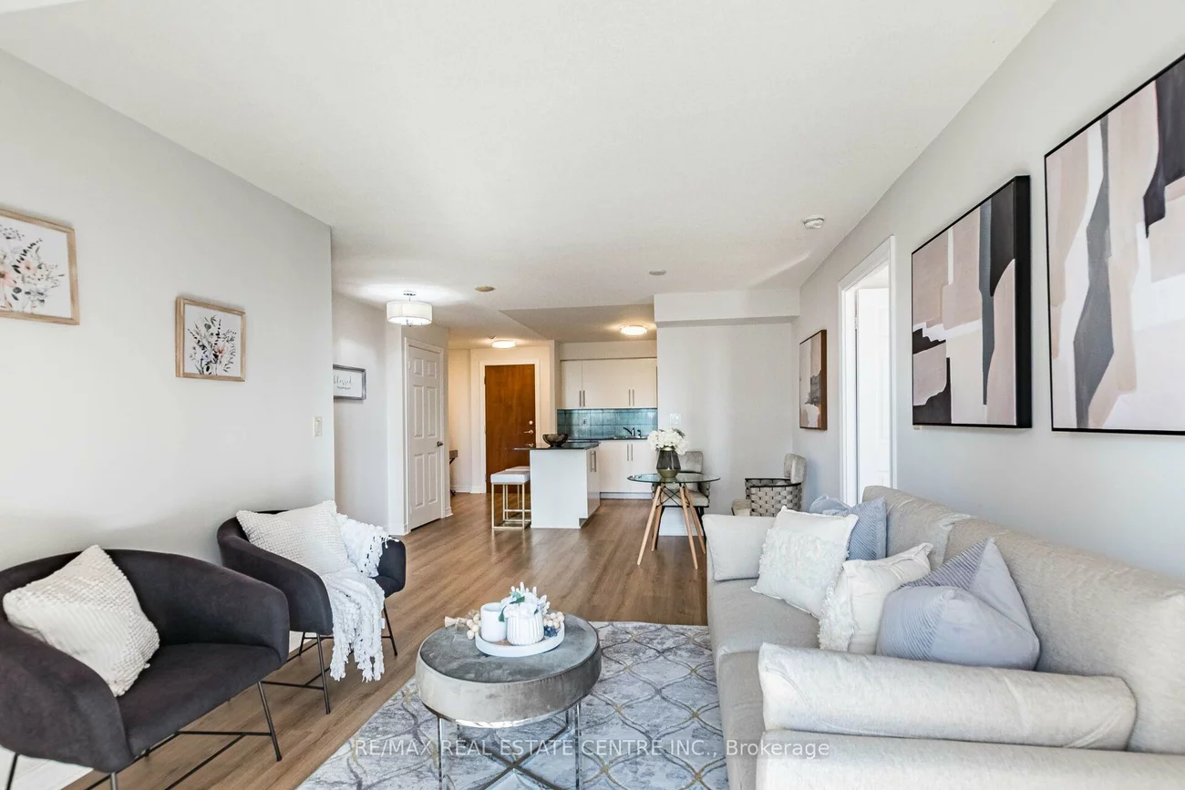 310, Burnhamthorpe, City Centre, Mississauga