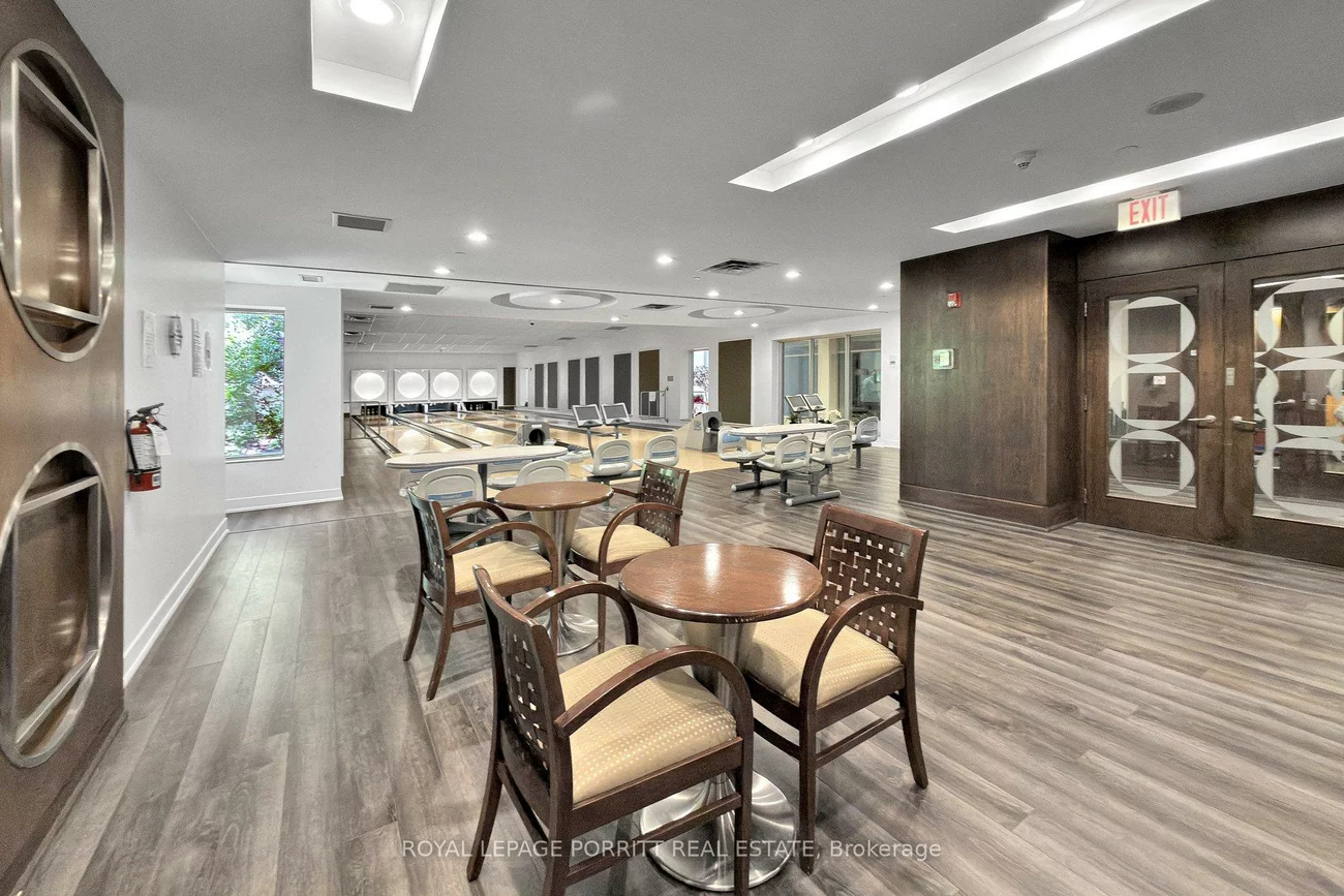3888, Duke Of York, City Centre, Mississauga