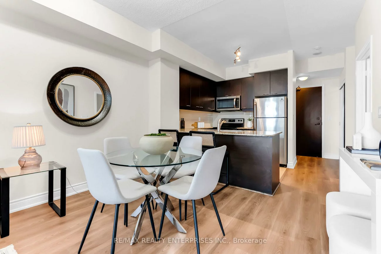 385, Prince of Wales, City Centre, Mississauga