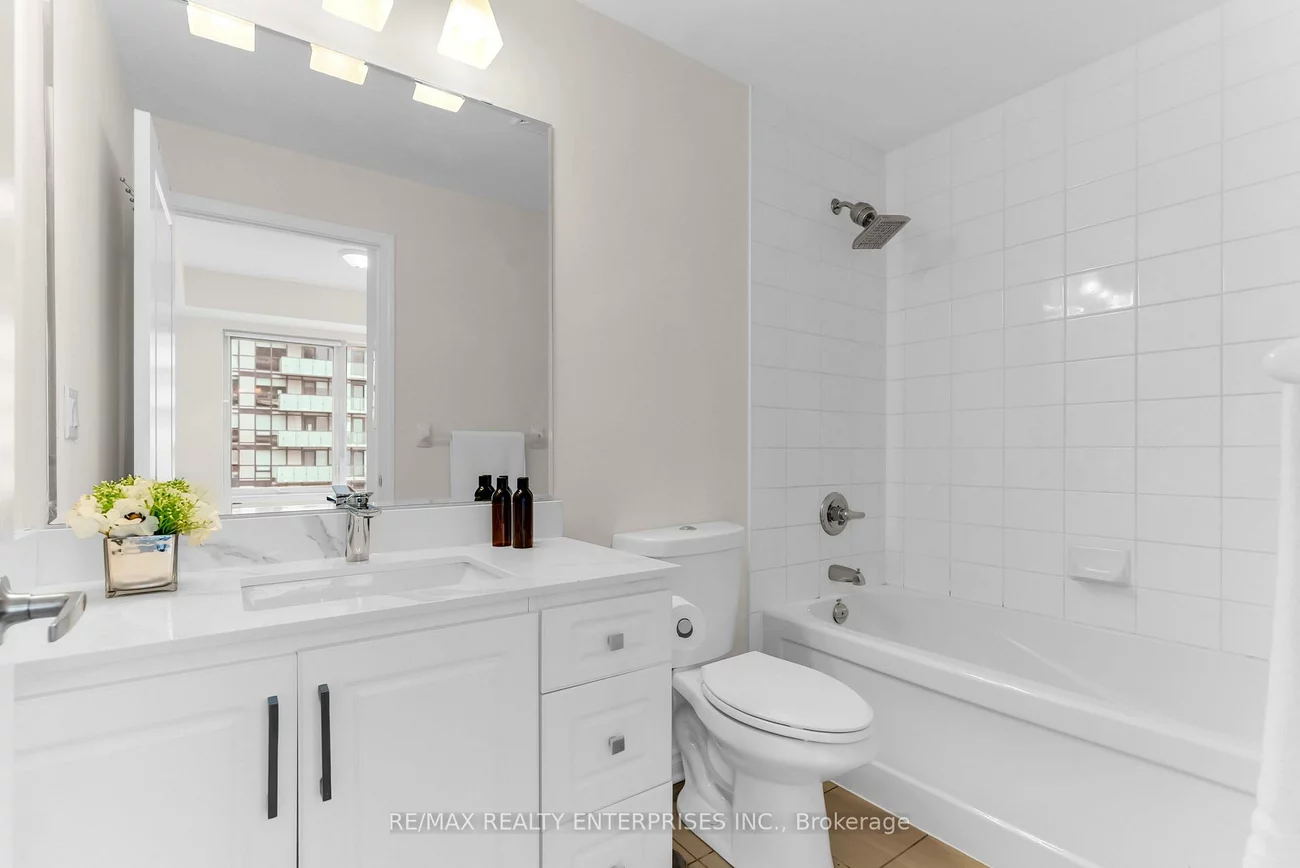 385, Prince of Wales, City Centre, Mississauga