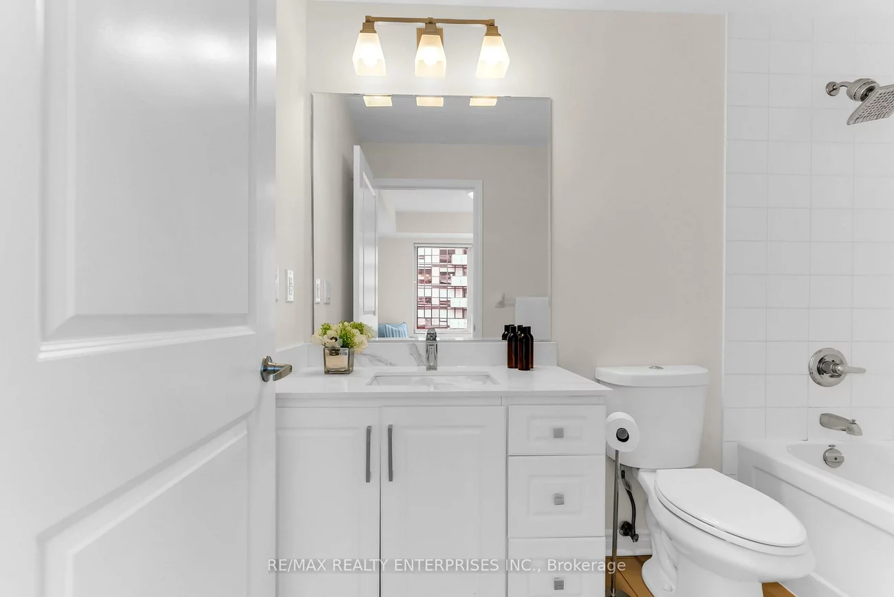 385, Prince of Wales, City Centre, Mississauga