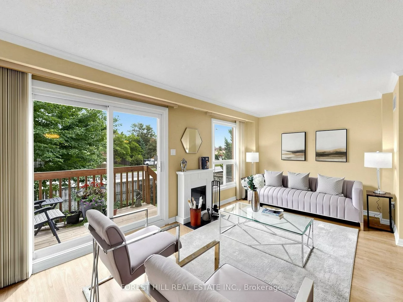 725, Vermouth, Mississauga Valleys, Mississauga