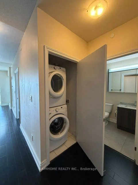 4011, Brickstone, City Centre, Mississauga