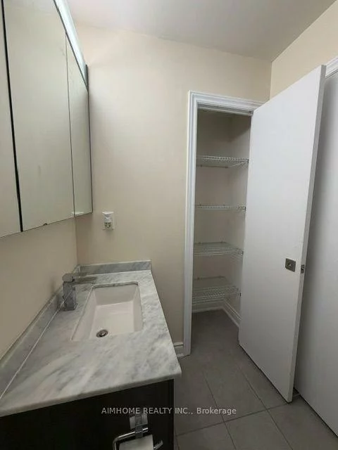 4011, Brickstone, City Centre, Mississauga