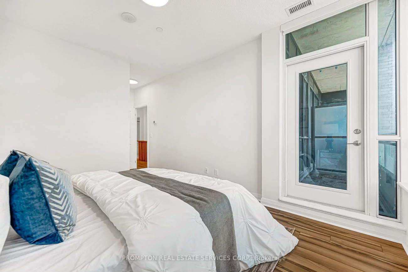 55, Eglinton, Hurontario, Mississauga