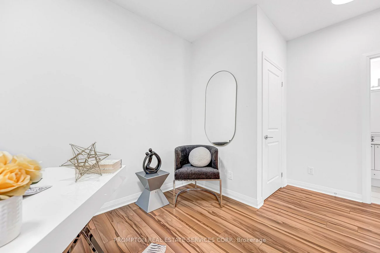 55, Eglinton, Hurontario, Mississauga