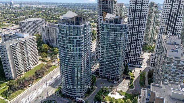 33, Elm, City Centre, Mississauga