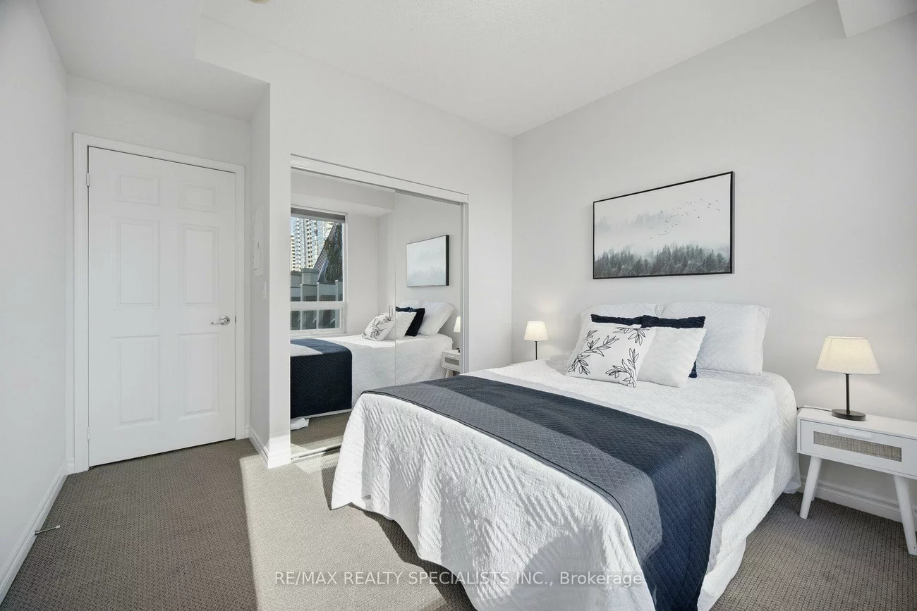 388, Prince of Wales, City Centre, Mississauga