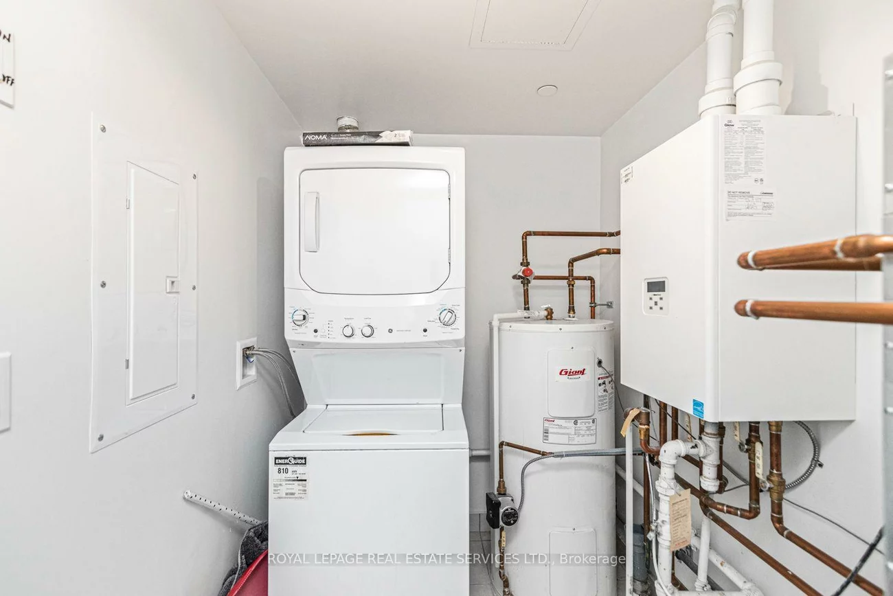 2530, Eglinton, Central Erin Mills, Mississauga