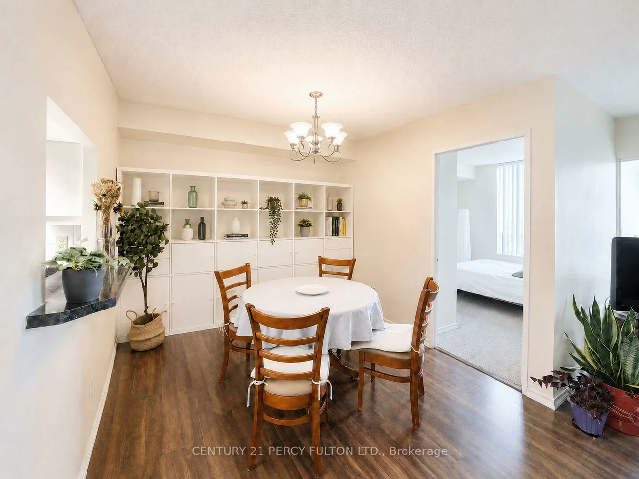 285, Enfield, City Centre, Mississauga