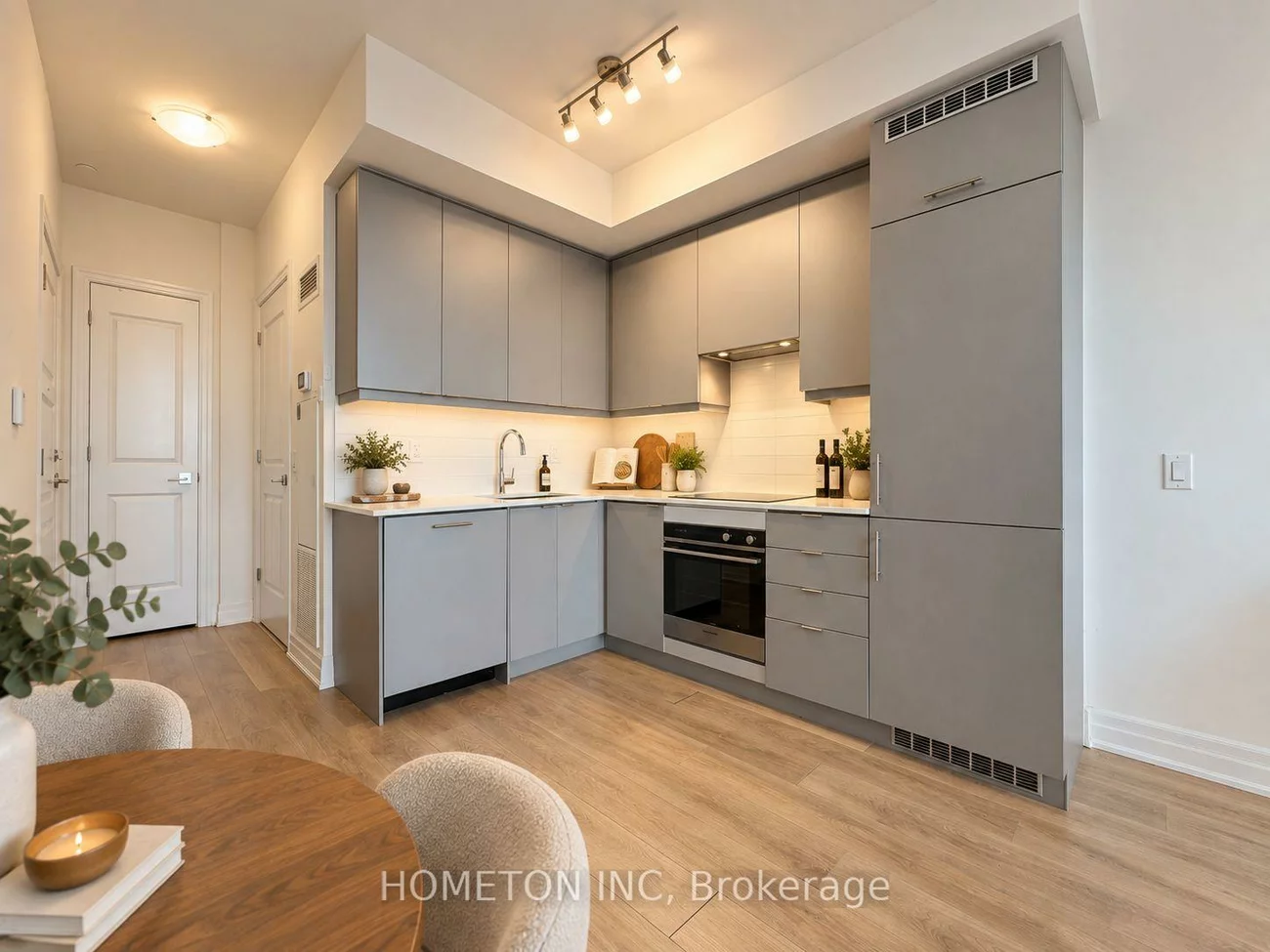 36, ELM, Fairview, Mississauga