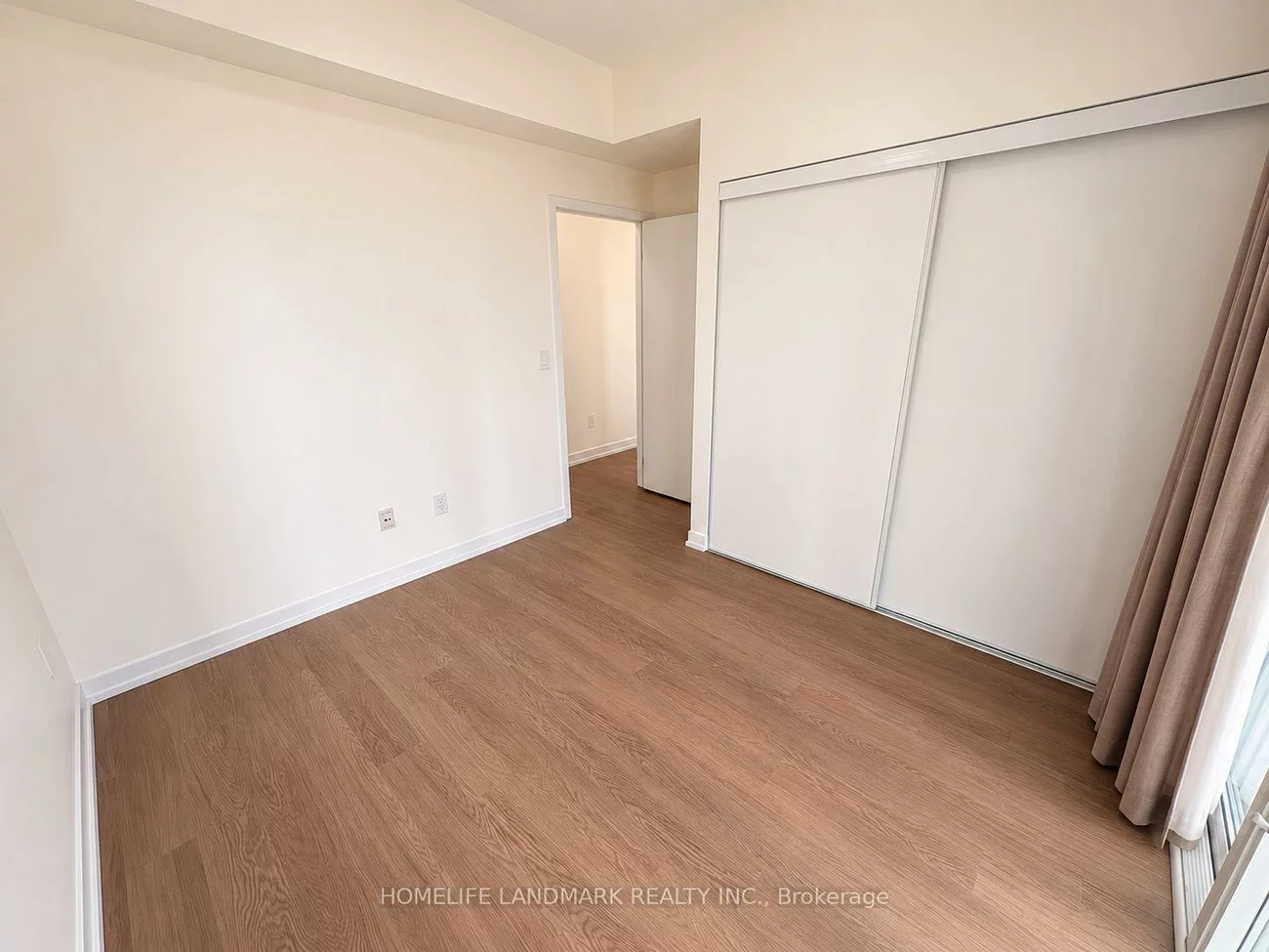 360, Square One, City Centre, Mississauga