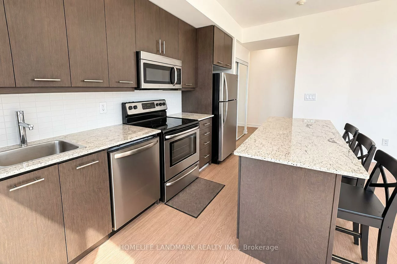 360, Square One, City Centre, Mississauga