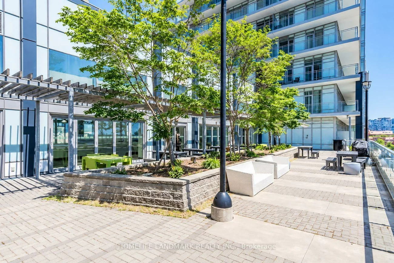 360, Square One, City Centre, Mississauga