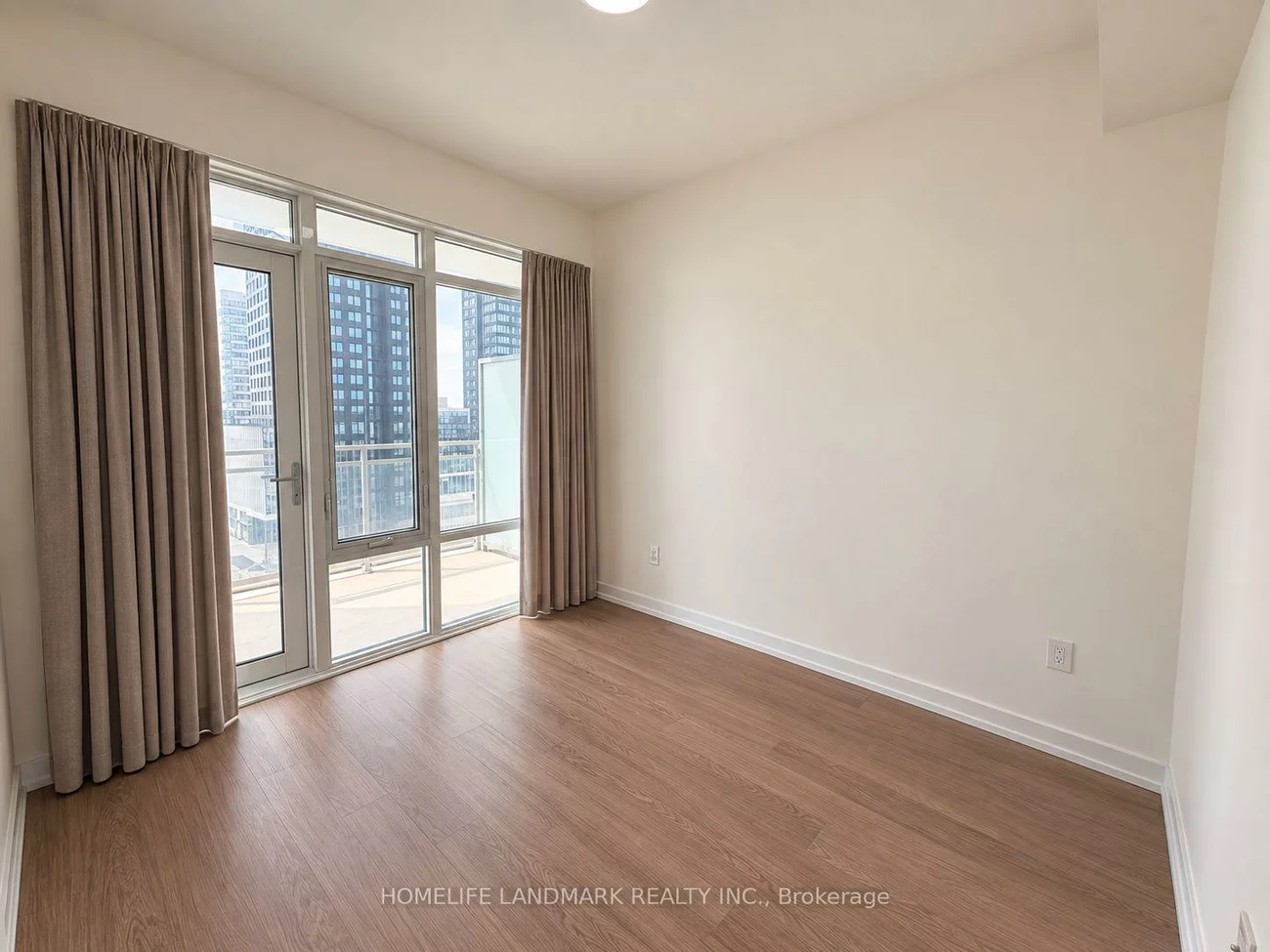 360, Square One, City Centre, Mississauga