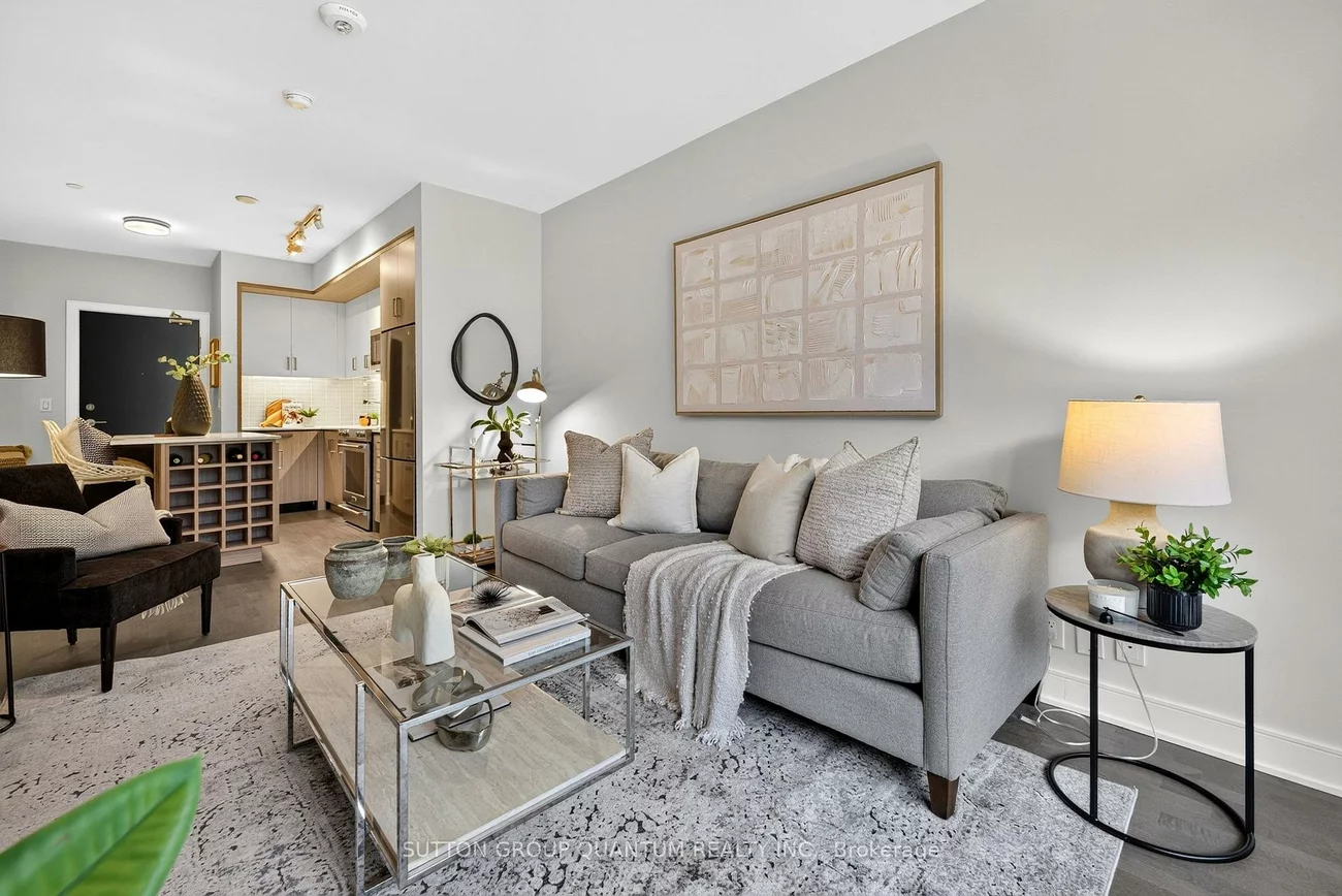1575, Lakeshore, Clarkson, Mississauga