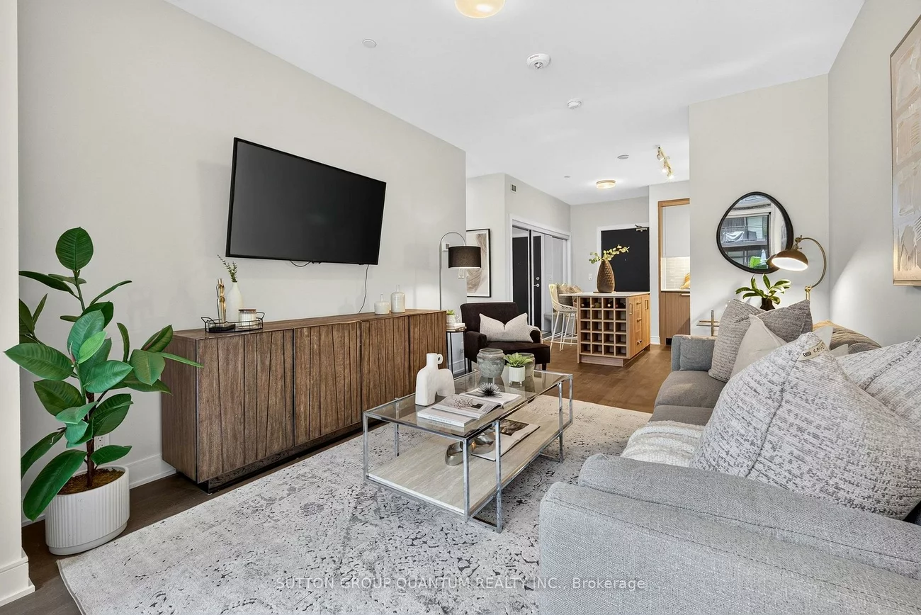 1575, Lakeshore, Clarkson, Mississauga