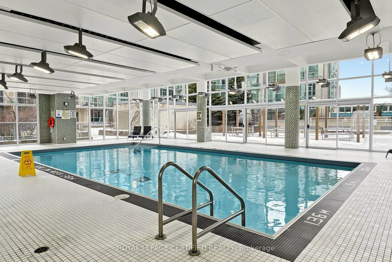 225, Webb, City Centre, Mississauga