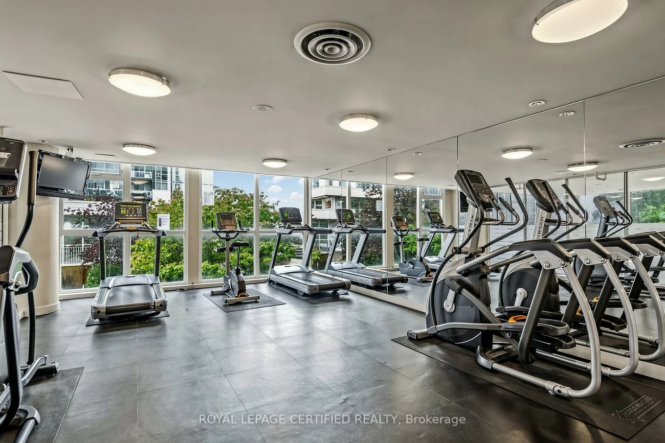 225, Webb, City Centre, Mississauga