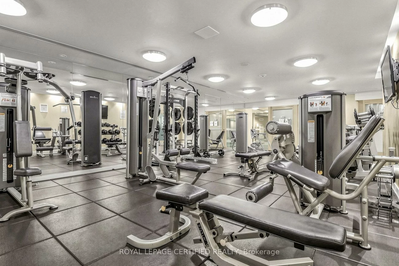 225, Webb, City Centre, Mississauga