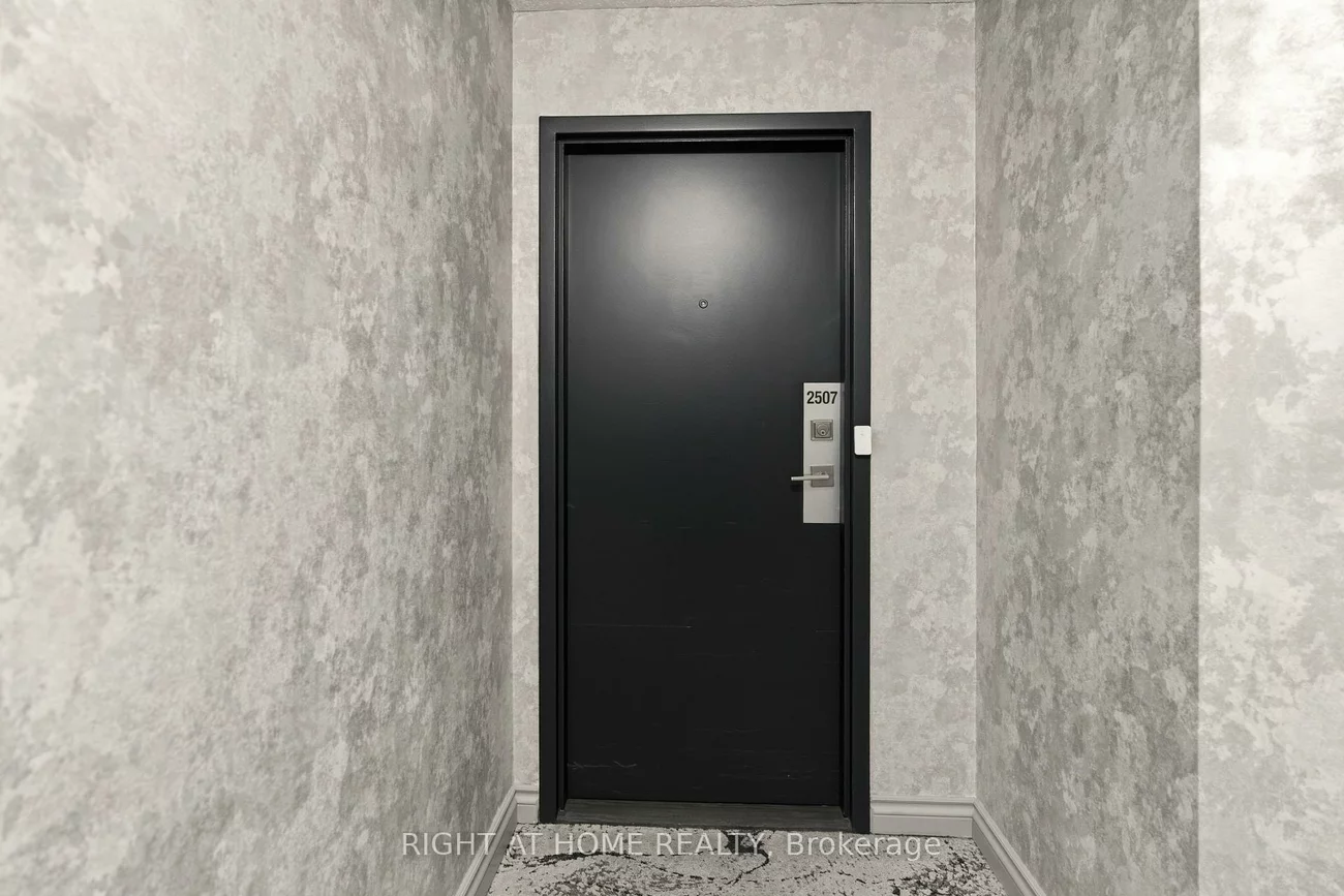 3650, Kaneff, Mississauga Valleys, Mississauga