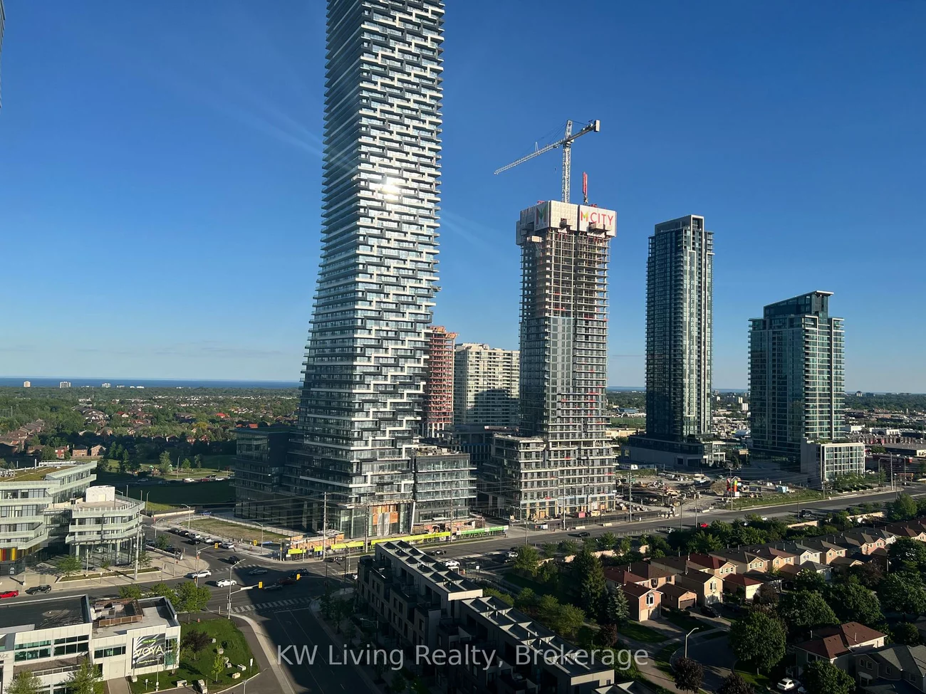 4055, Parkside Village, Creditview, Mississauga