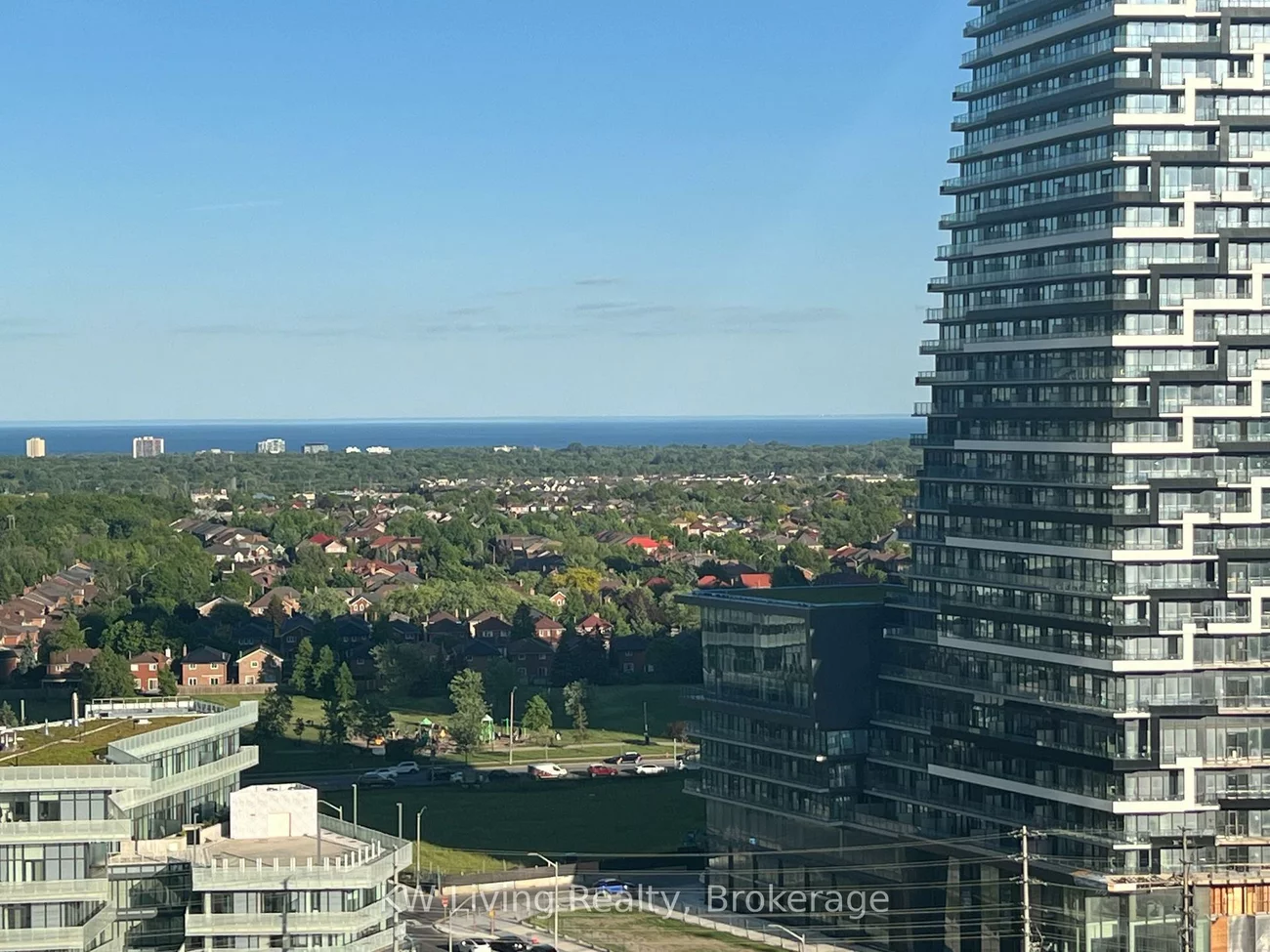 4055, Parkside Village, Creditview, Mississauga