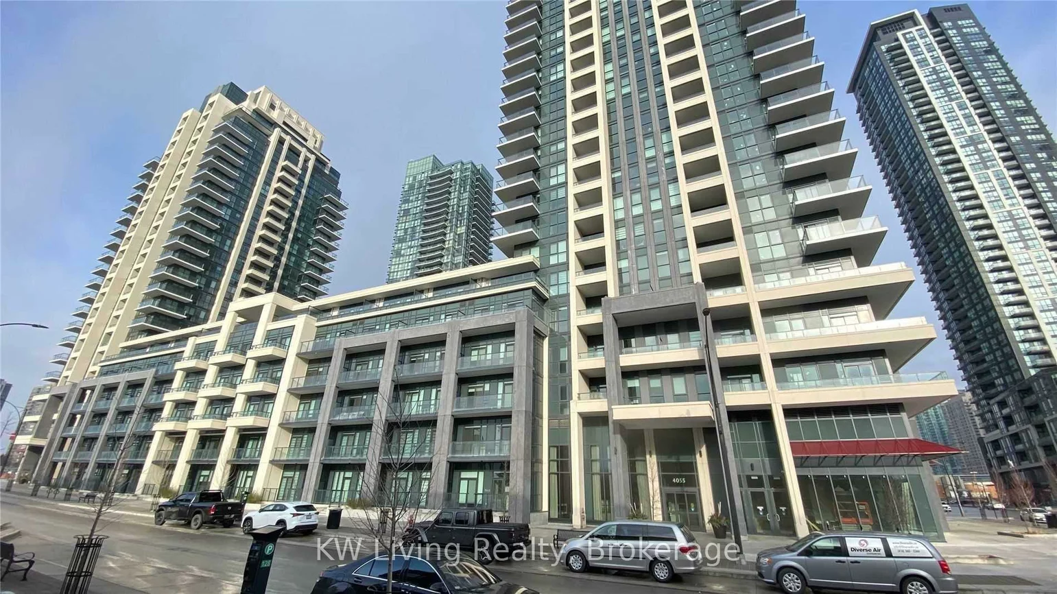 4055, Parkside Village, Creditview, Mississauga